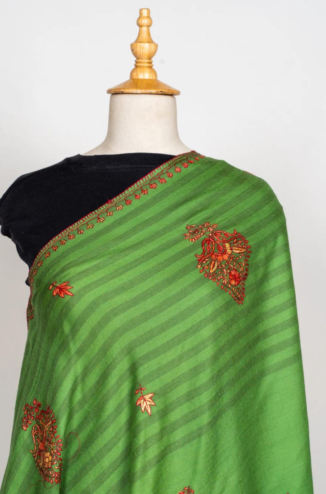 Sozni Hand Embroidered Merino Wool Shawl thumbnail 2